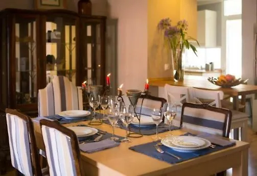 Apartment Peaceful Top Floor Apt W Balconies - Cambridge Right - Ac Funchal