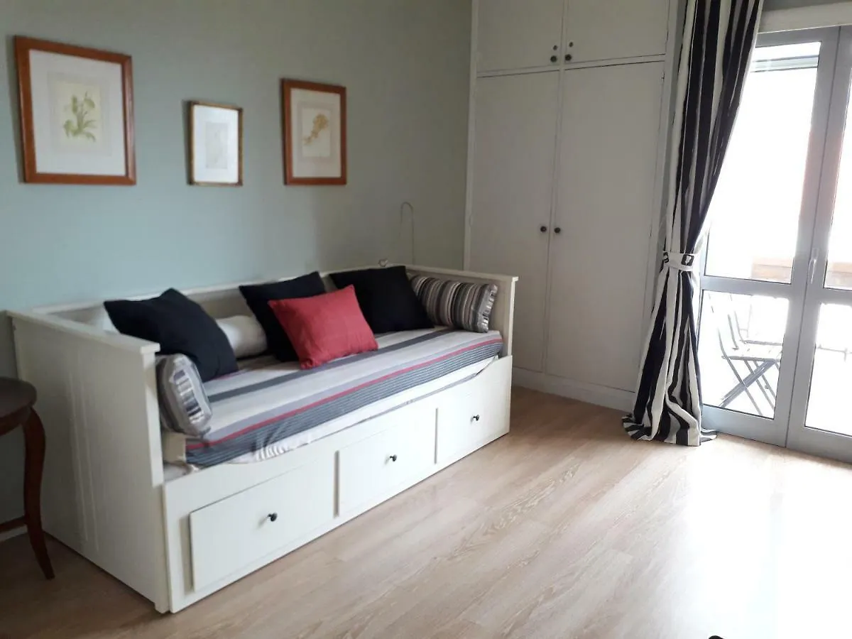 Peaceful Top Floor Apt W Balconies - Cambridge Right - Ac Funchal  Apartment Funchal (Madeira)