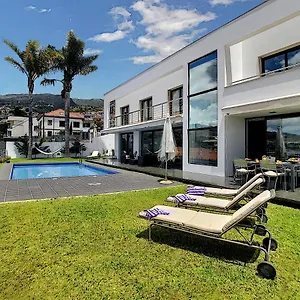  Villa The White House - By Lovelystay