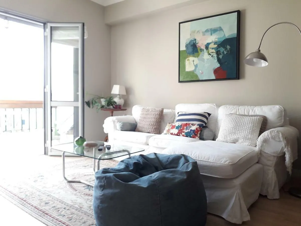 Peaceful Top Floor Apt W Balconies - Cambridge Right - Ac 丰沙尔 葡萄牙