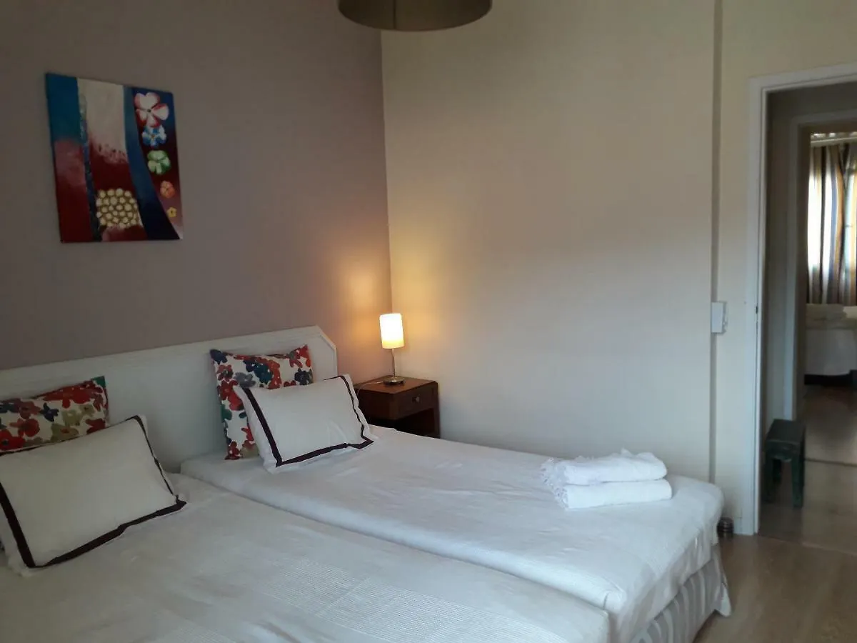 Peaceful Top Floor Apt W Balconies - Cambridge Right - Ac 丰沙尔 葡萄牙