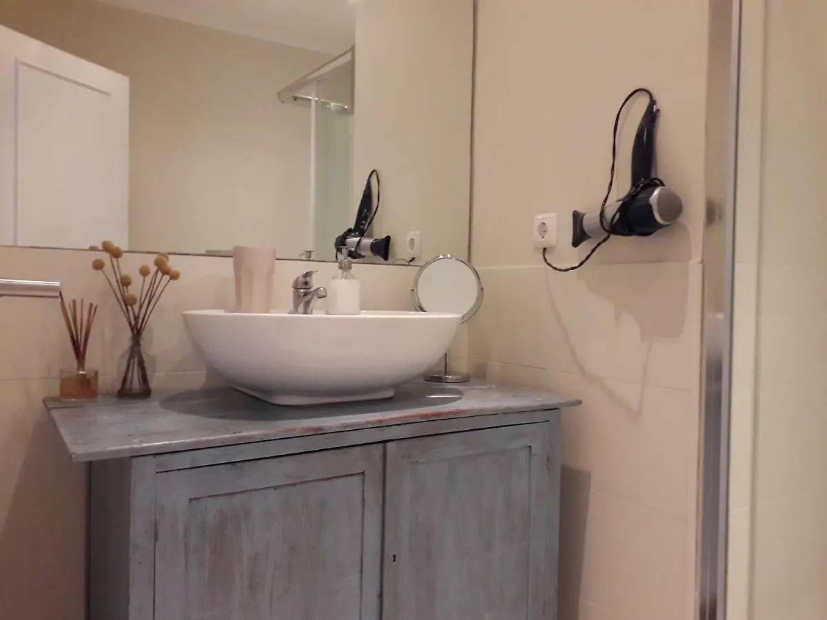 公寓 Peaceful Top Floor Apt W Balconies - Cambridge Right - Ac 丰沙尔
